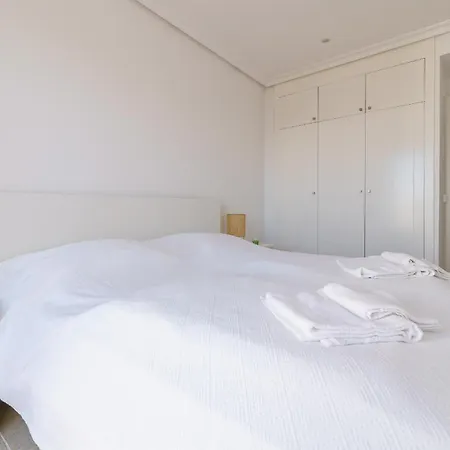 Luxe Golf & Family House Escape - Happy Ferienhaus Estepona