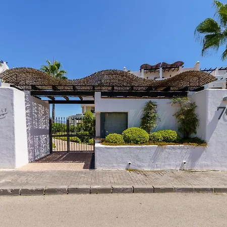 Luxe Golf & Family House Escape - Happy Ferienhaus