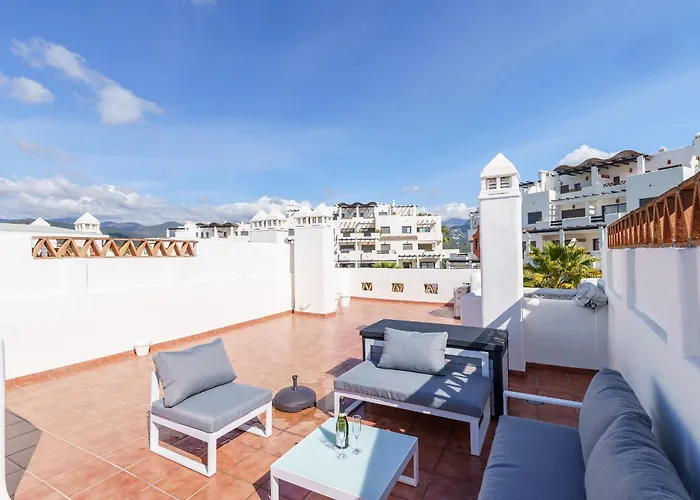 Luxe Golf & Family House Escape - Happy * Estepona