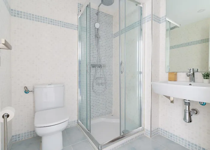 Luxe Golf & Family House Escape - Happy