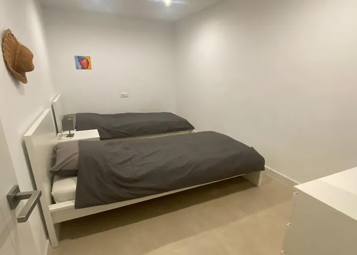 Vakantiehuis Luxe Golf & Family House Escape - Happy Estepona