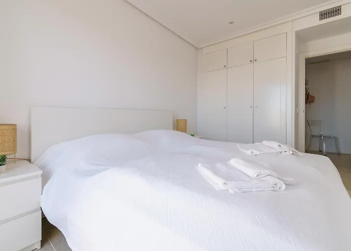 Luxe Golf & Family House Escape - Happy